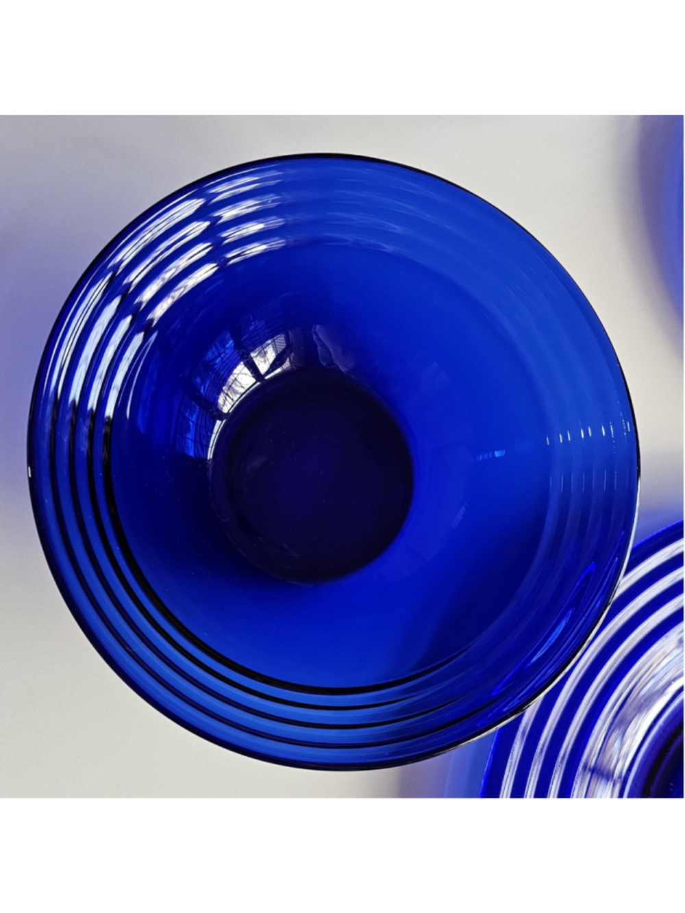 MCM Cobalt Blue Ribbed Glass Bowl & Plate Set – 3 Bowls 3 Plates Vintage - Picture 14 of 16